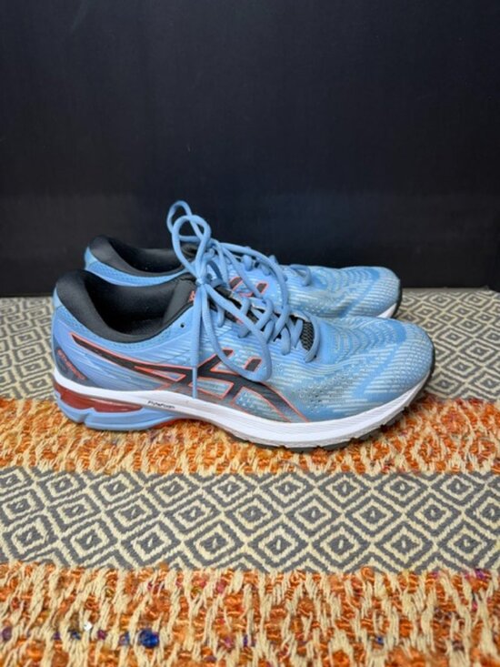 Asics Shoes - Asics GT-2000 Woman's Size 11